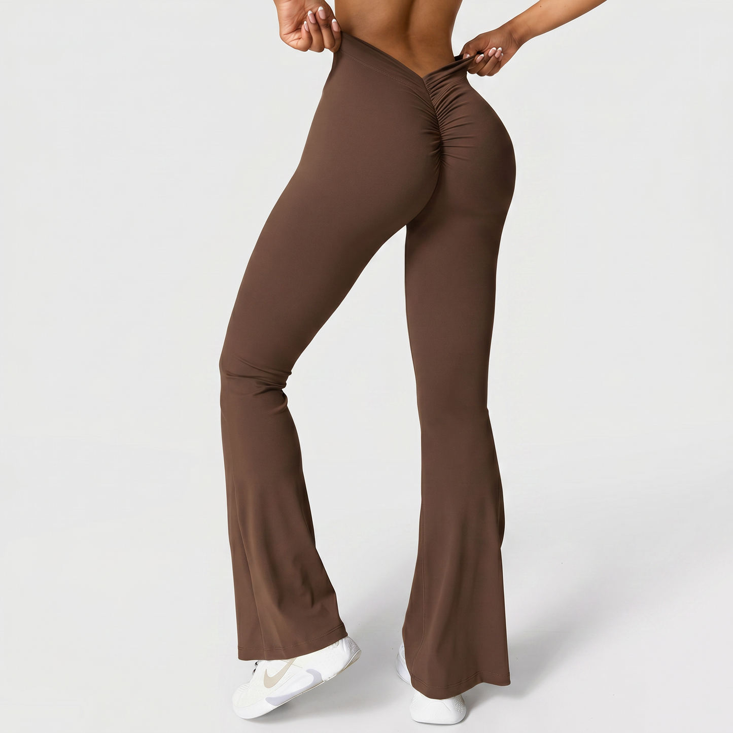 V-back Flared Leggings